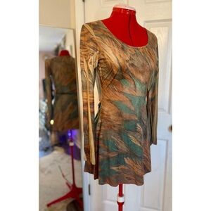 Whimsical Feather Print Long Sleeve Dress Women’s Sz S NWOT Soft Suede-like